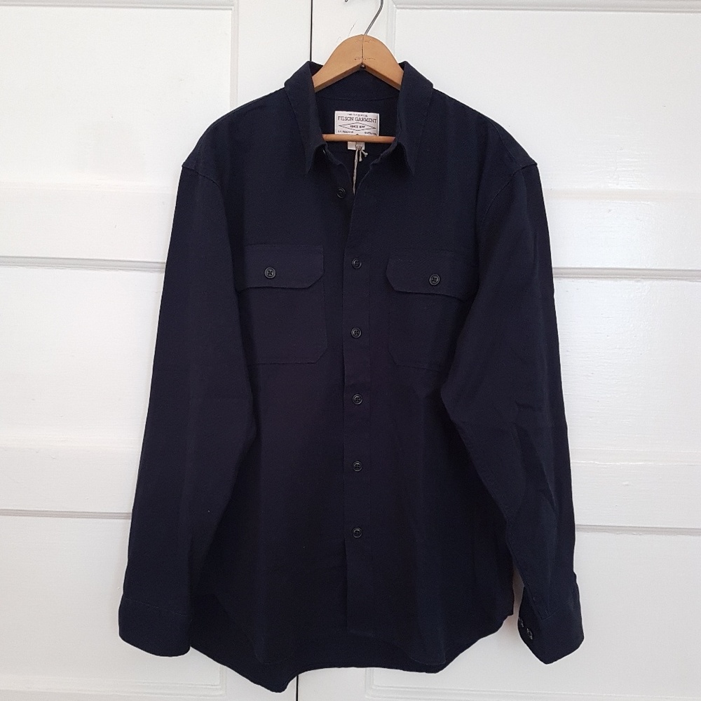 Filson Casual Navy Button Down Shirt Size L